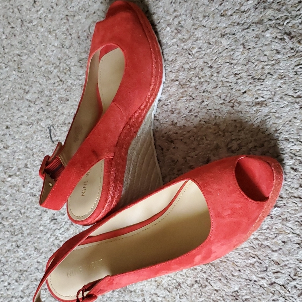 NEW Nine West Espadrilles